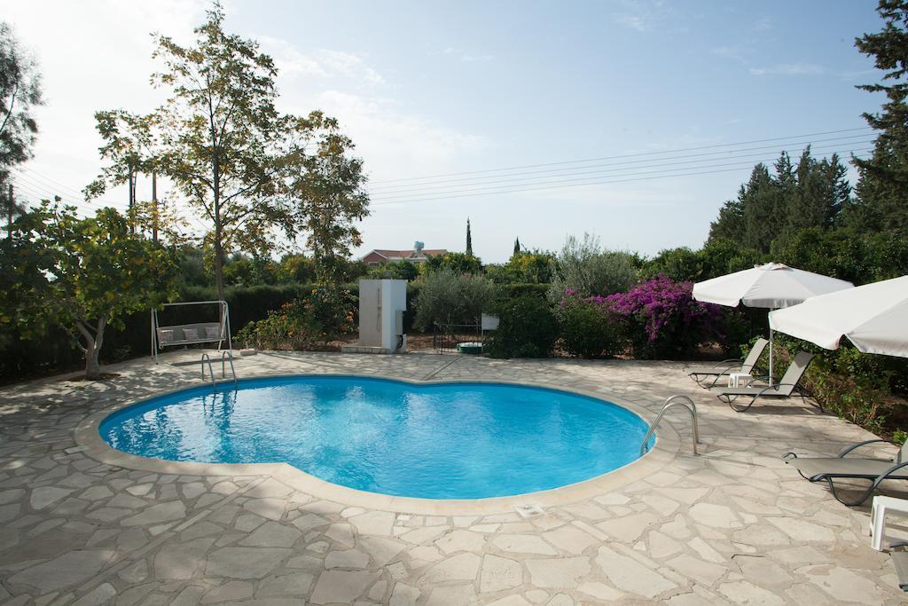 Villa Natasha Coral Bay Esterno foto
