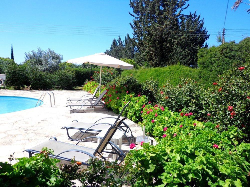 Villa Natasha Coral Bay Esterno foto