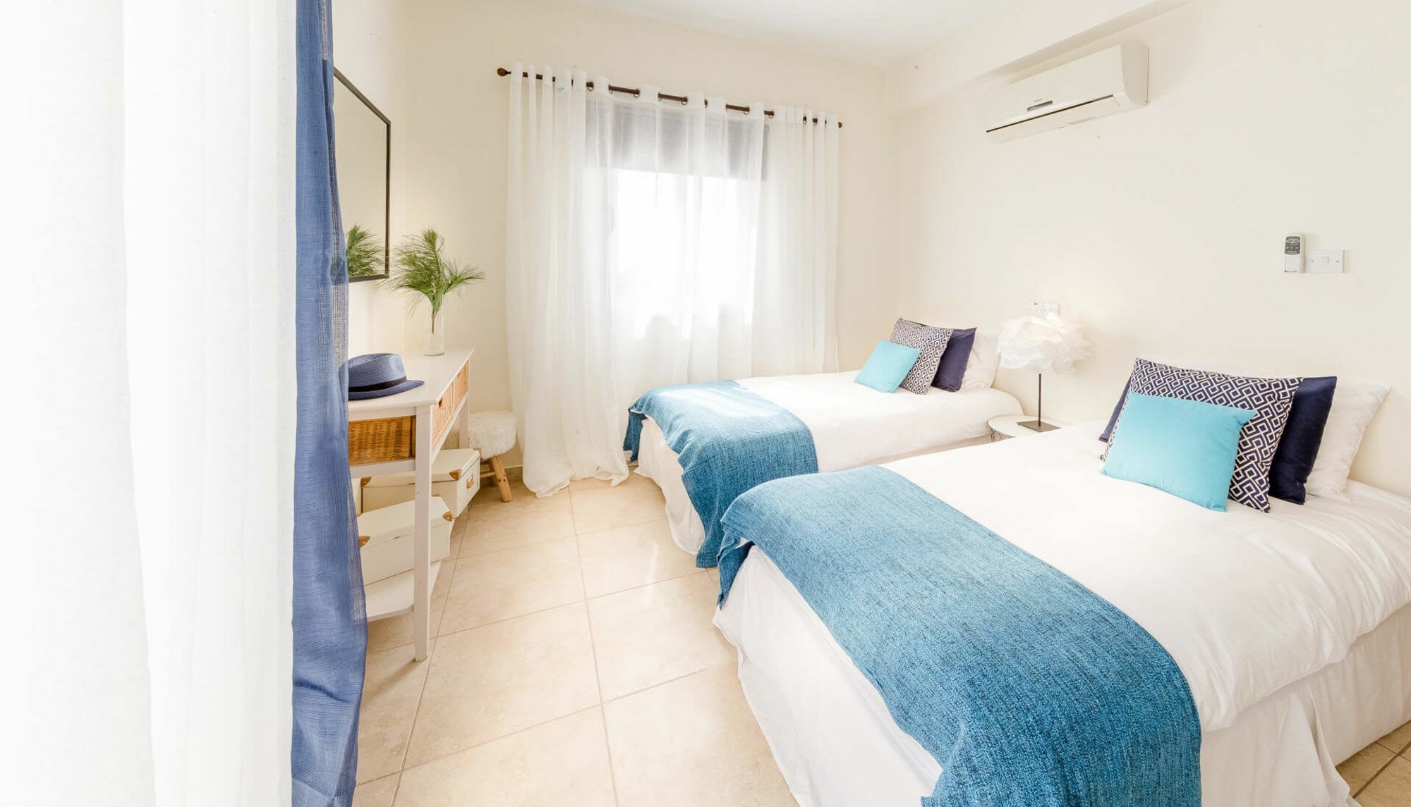 Villa Natasha Coral Bay Esterno foto